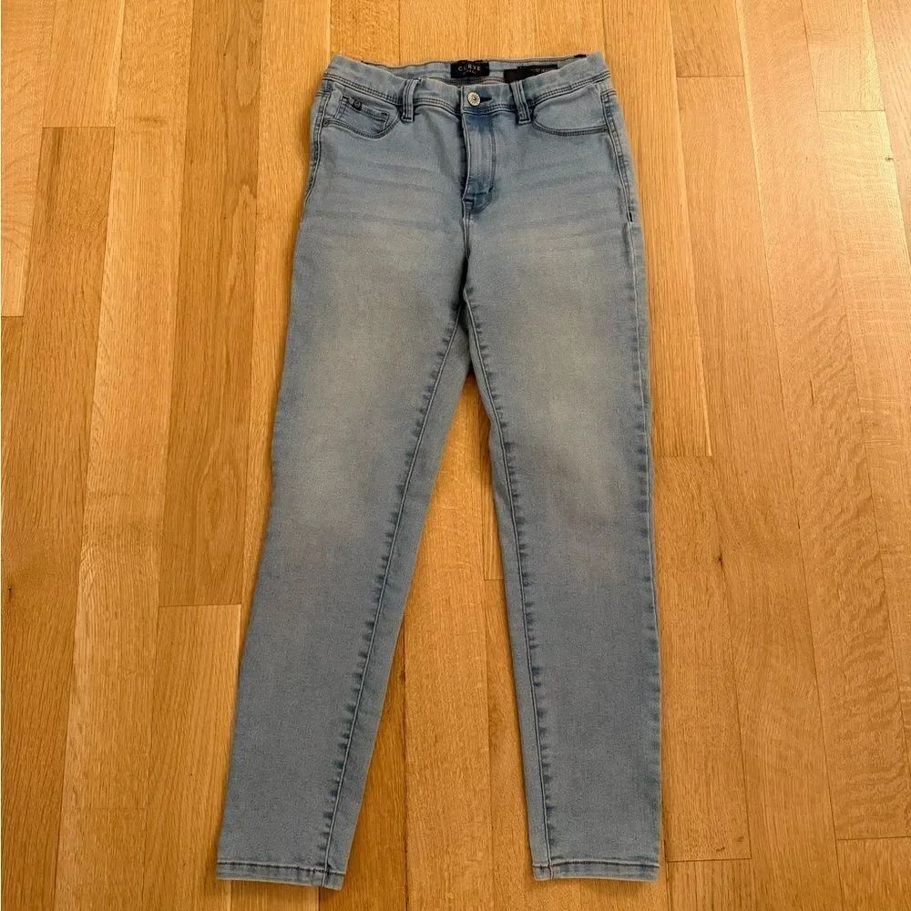 Women's Skinny Jeggings in Light Blue